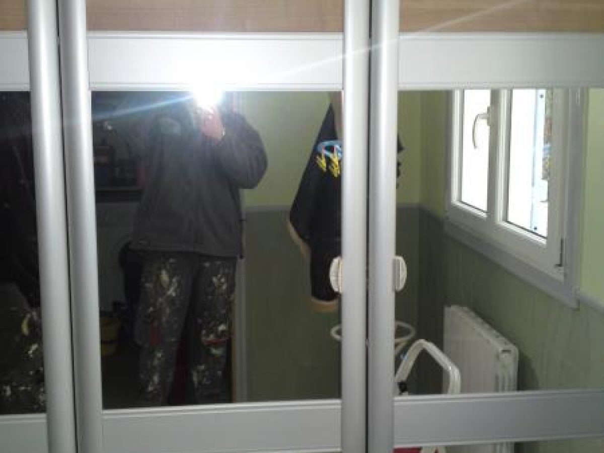 Réalisation d'un dressing, rangement sur mesure par Arts Menuiserie Agencement, menuisier à Rouen