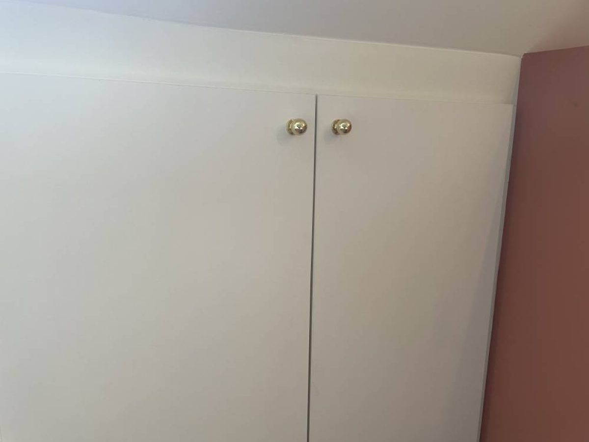 Réalisation d'un dressing, rangement sur mesure par Arts Menuiserie Agencement, menuisier à Rouen