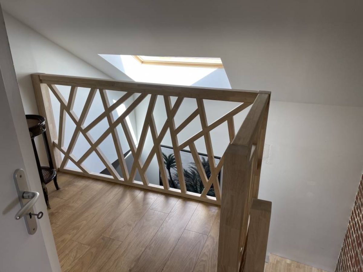 Réalisation d'un escalier par Arts Menuiserie Agencement, menuisier à Rouen