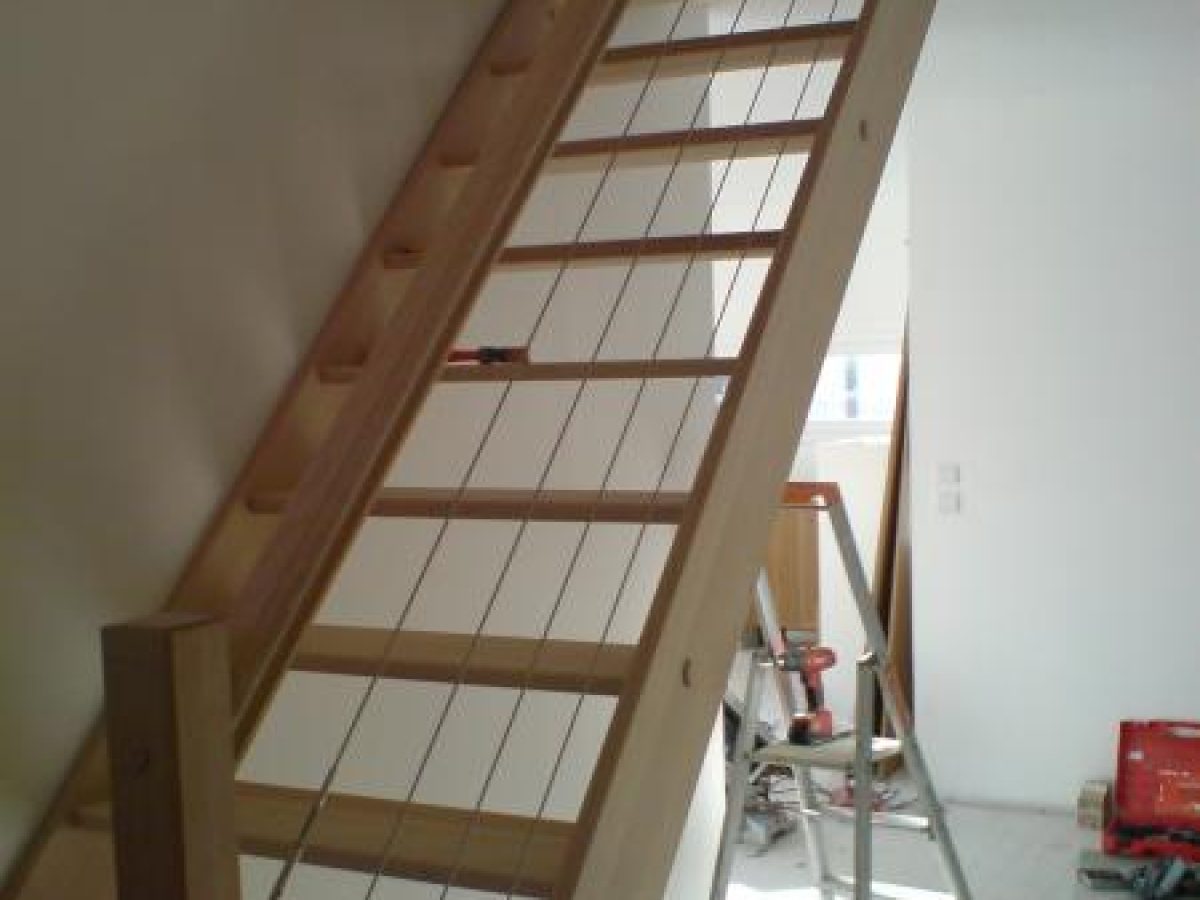 Réalisation d'un escalier par Arts Menuiserie Agencement, menuisier à Rouen