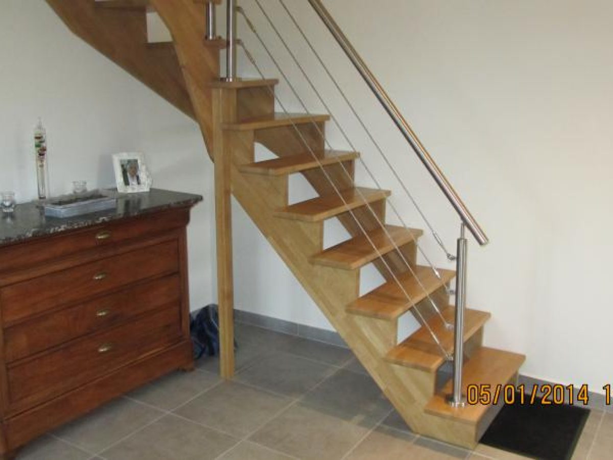 Réalisation d'un escalier par Arts Menuiserie Agencement, menuisier à Rouen
