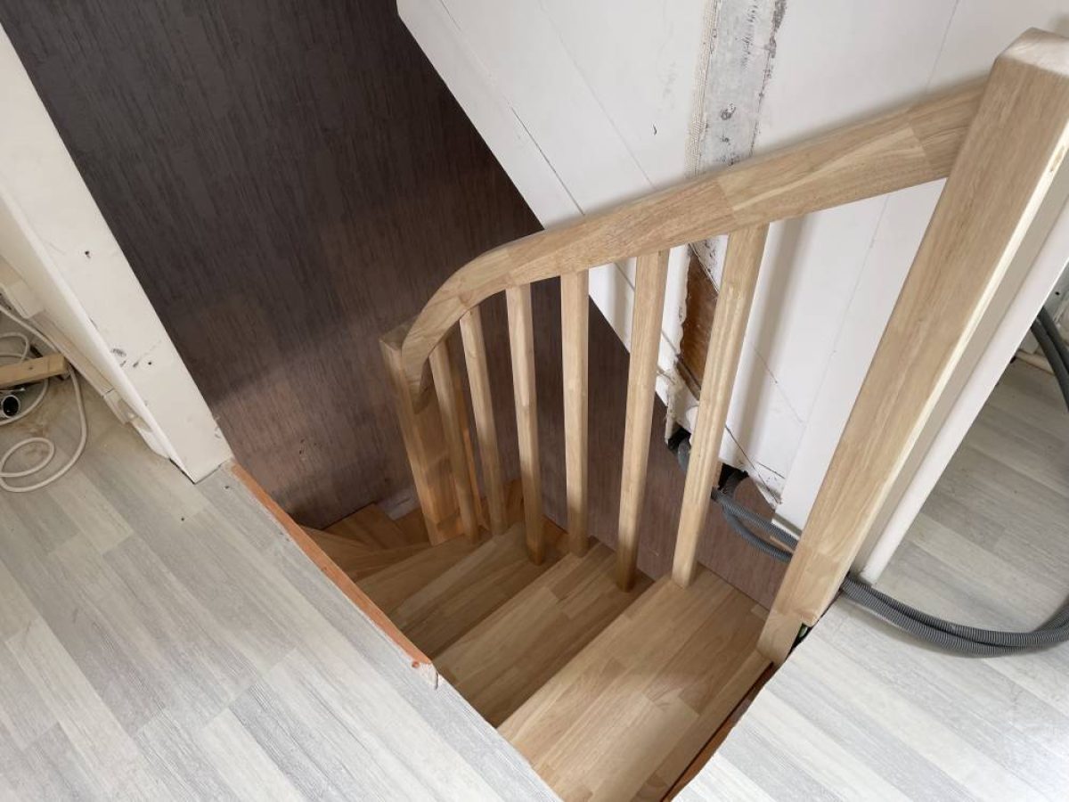 Réalisation d'un escalier par Arts Menuiserie Agencement, menuisier à Rouen