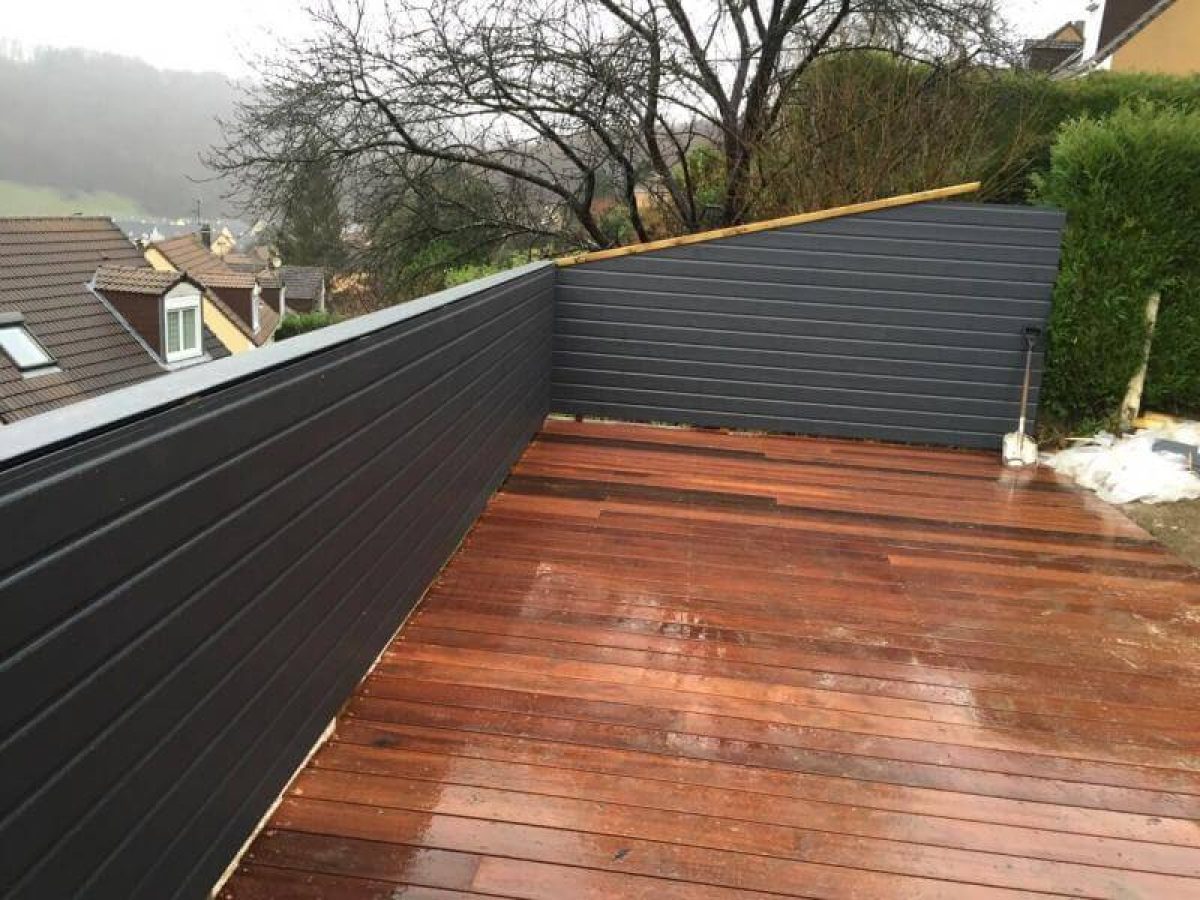 Réalisation d'une terrasse bois par Arts Menuiserie Agencement, menuisier à Rouen